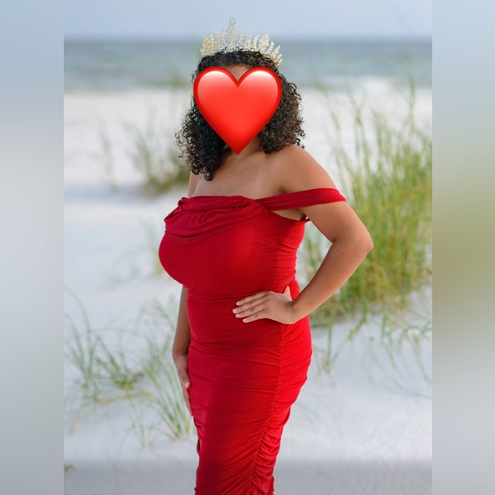 Red Off-Shoulder Bodycon Dress